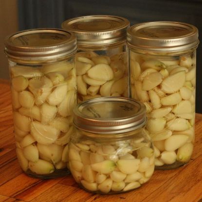 Picture of FARMERS HARVEST WHOLE GARLIC 250ml